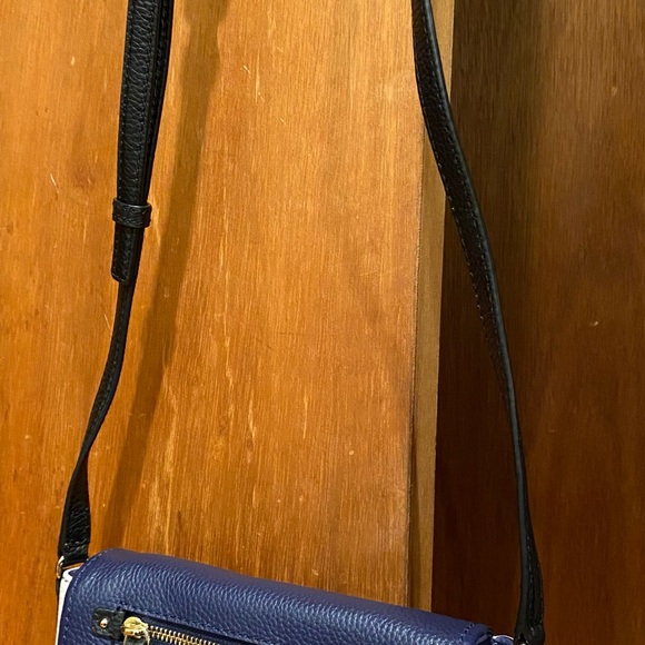 Kate Spade Crossbody - Picture 3 of 11